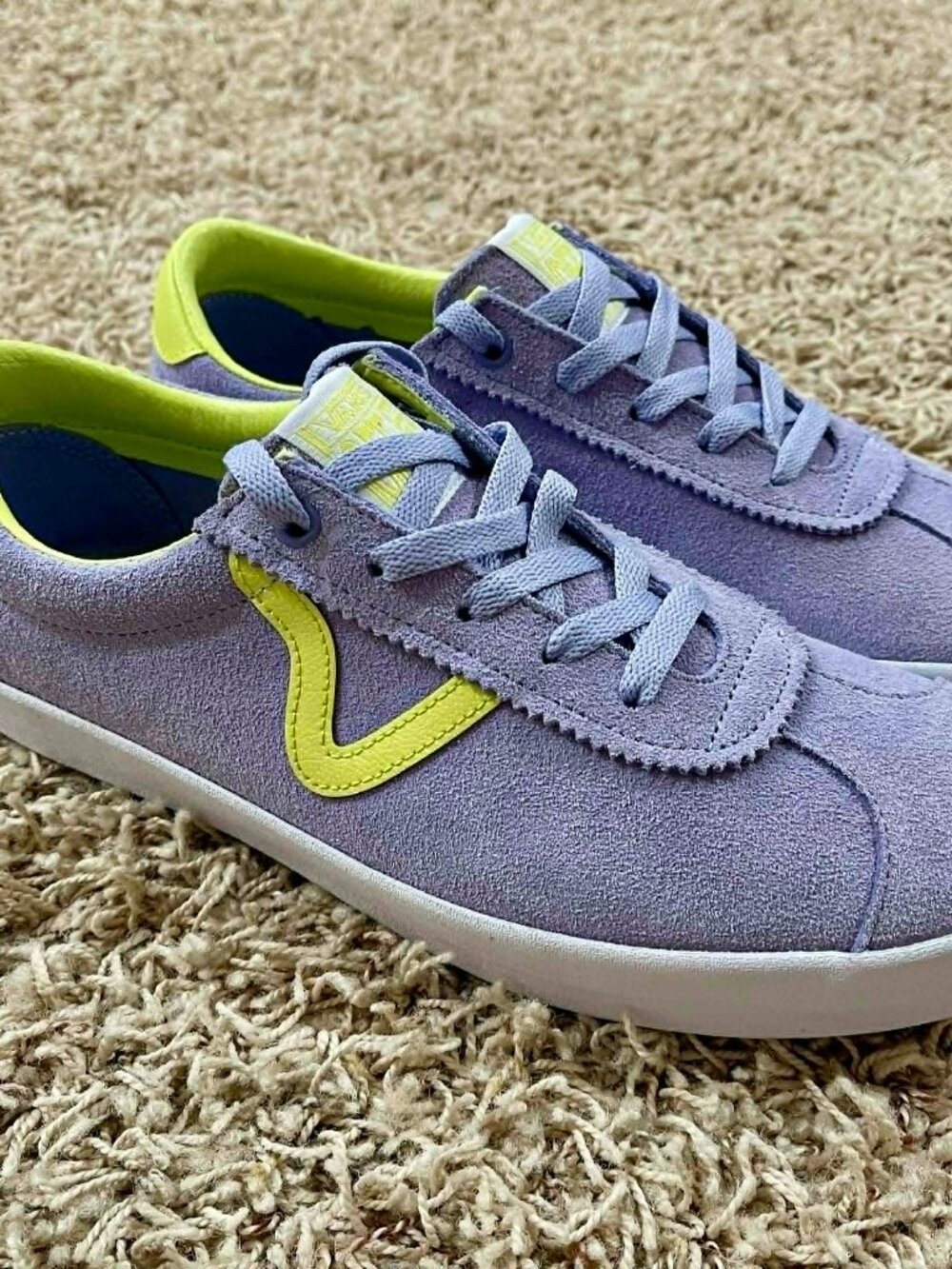 VANS Sport Suede Low Top Sneakers Shoes Lavender, Men’s 9.5/Women’s 11 (New)